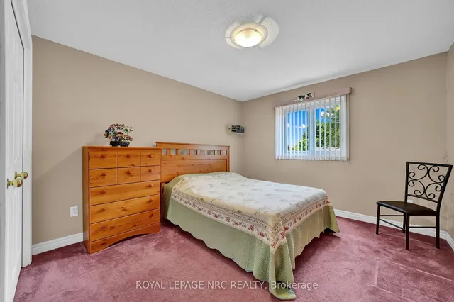 Additional image 19 of 27 Hollyridge Cres