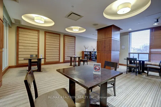 Additional image 29 of 10 Northtown Way Unit 410