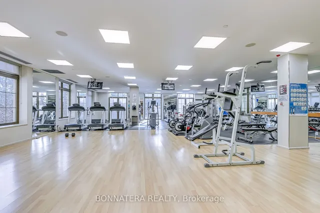 Additional image 31 of 80 Harrison Garden Blvd Unit 2428