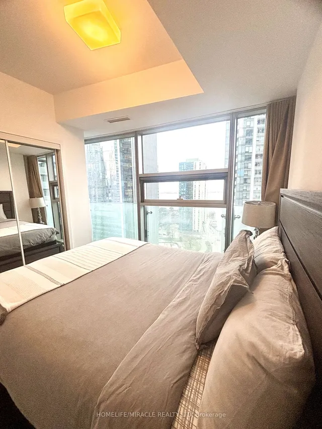 Additional image 10 of 14 YORK St Unit 1902