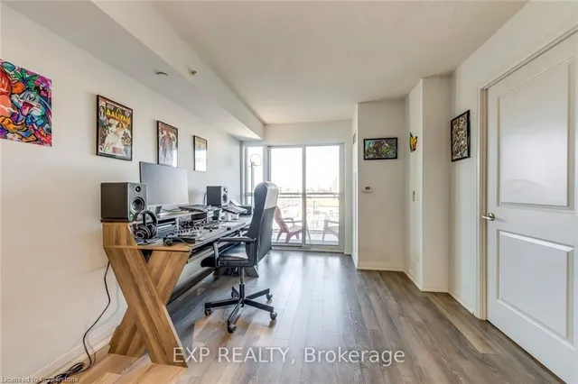 Additional image 17 of 30 Meadowglen Place Pl Unit 314