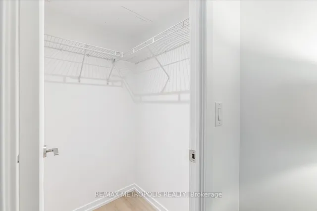 Additional image 9 of 36 Lisgar St Unit 906E