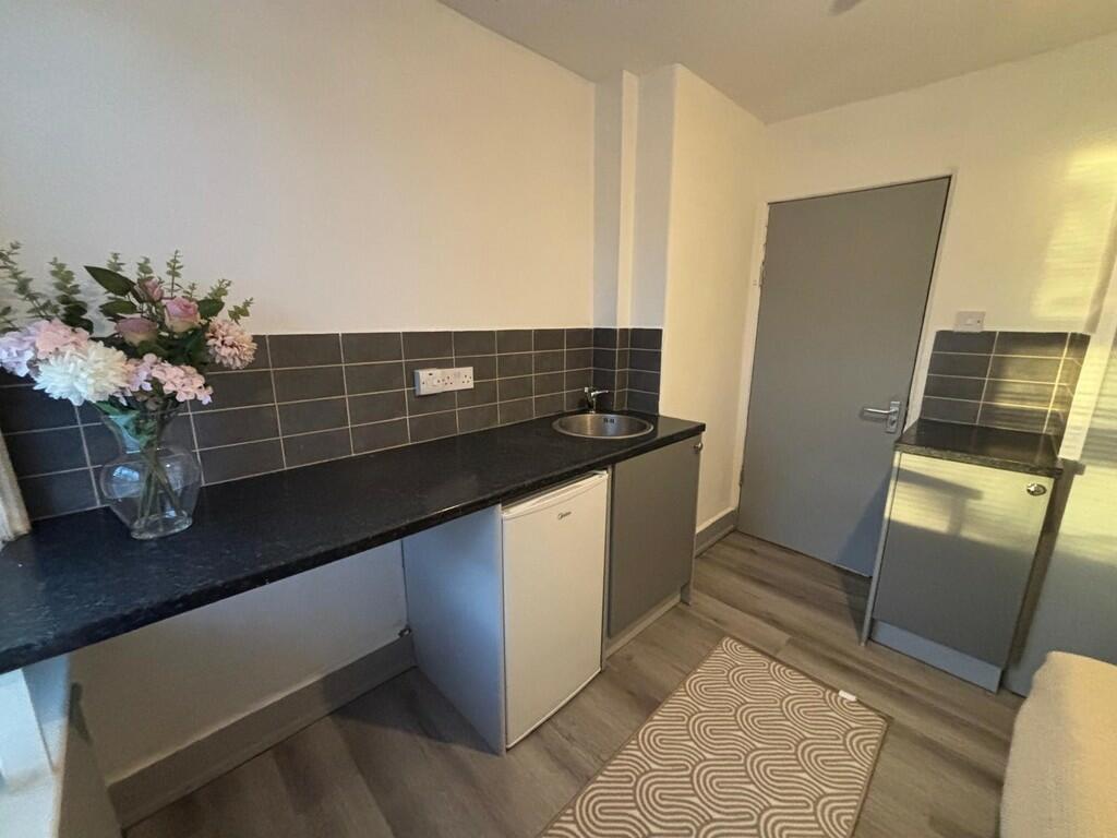 Additional image 3 of Everton Road, Yeovil