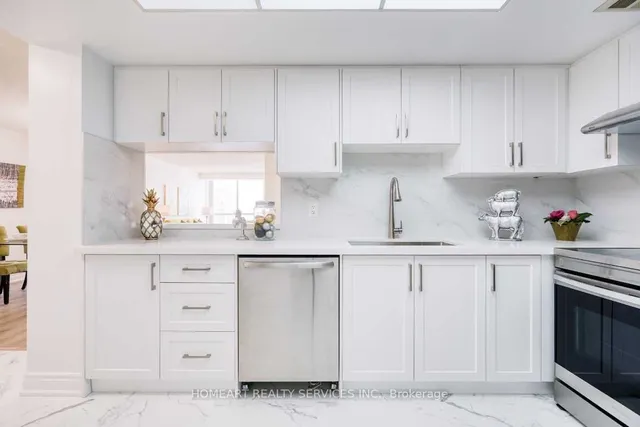 Additional image 23 of 275 Bamburgh Circ Unit 1501