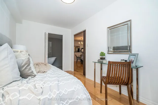 Additional image 22 of 362 The East Mall Unit 112