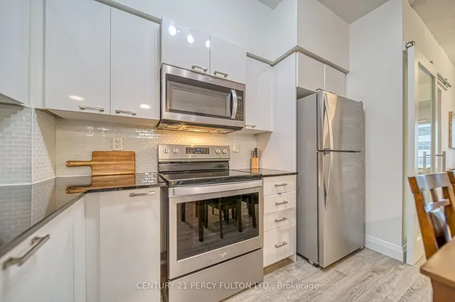 Additional image 10 of 2150 Lawrence Ave Unit 205