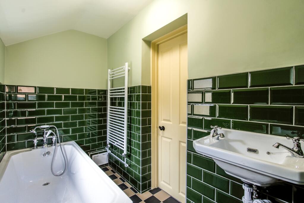 Additional image 5 of 22 Manor Road, Yeovil