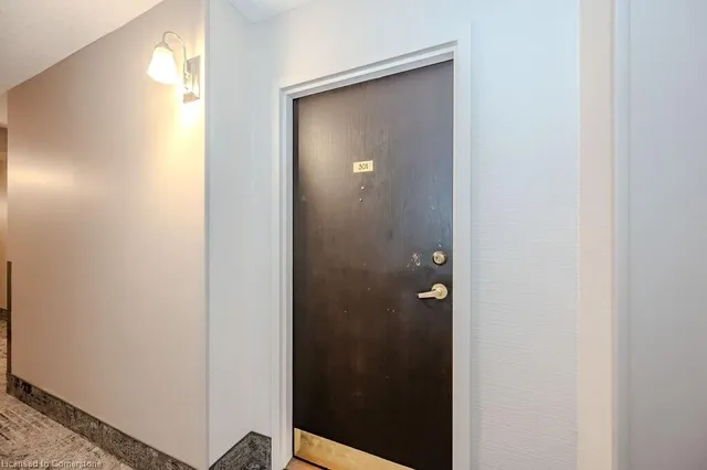 Additional image 14 of 3227 King St Unit 301