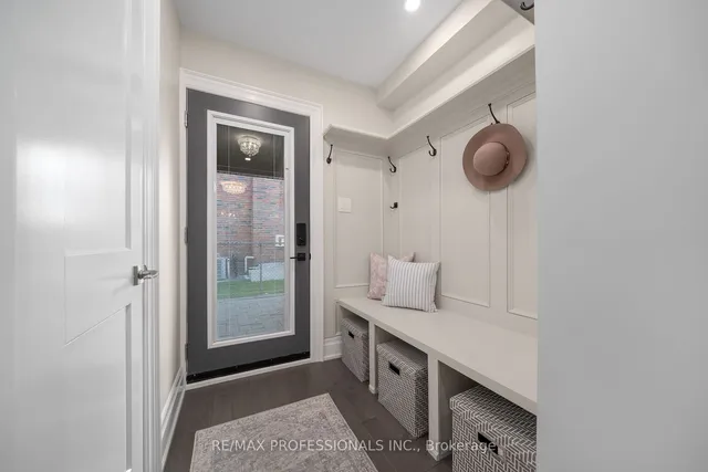 Additional image 21 of 182 Gracefield Ave