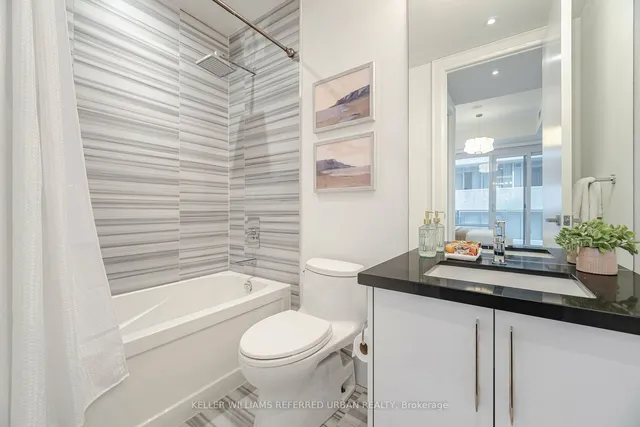 Additional image 19 of 29 Queens Quay Unit 603