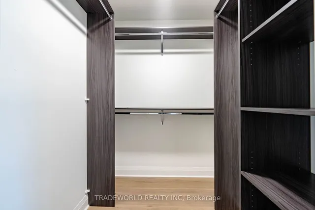 Additional image 20 of 151 Avenue Rd Unit 305