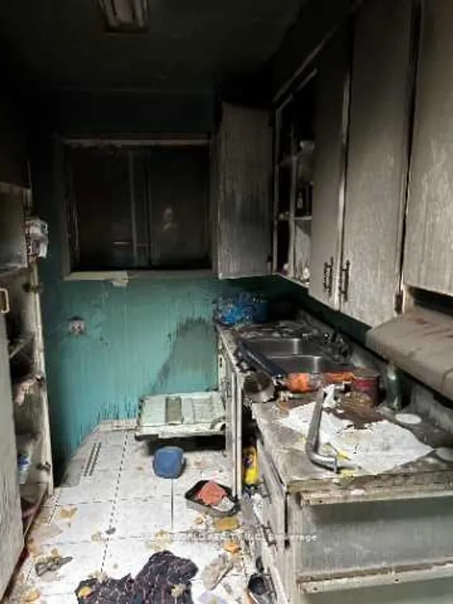 Additional image 2 of 242 Glen Park Ave