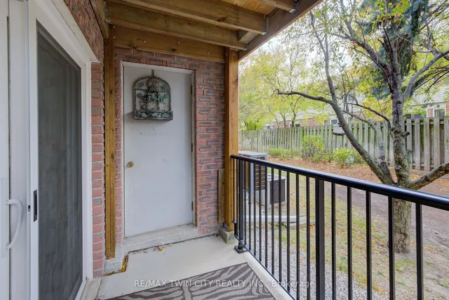 Additional image 21 of 3085 Kingsway Dr Unit 25