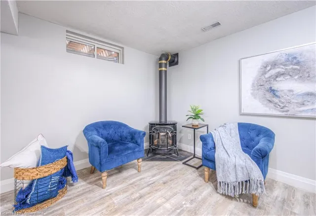 Additional image 30 of 83 Bridlewreath St