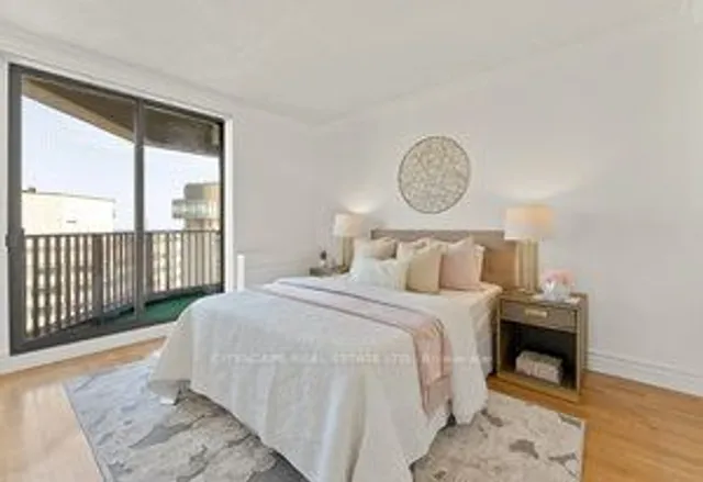 Additional image 16 of 33 Harbour Sq Unit 3510