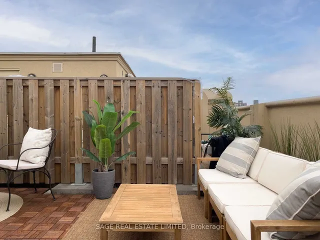 Additional image 36 of 78 Carr St Unit TH32