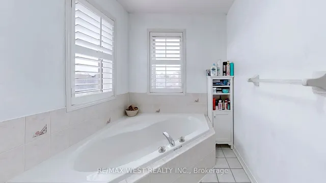 Additional image 23 of 10 Via Cassia Dr