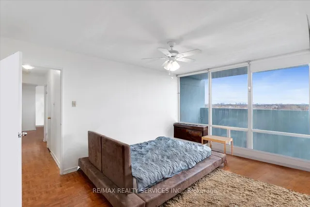 Additional image 16 of 3555 BATHURST St Unit 801