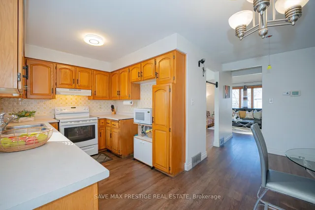 Additional image 12 of 84 WIMBLETON Cres