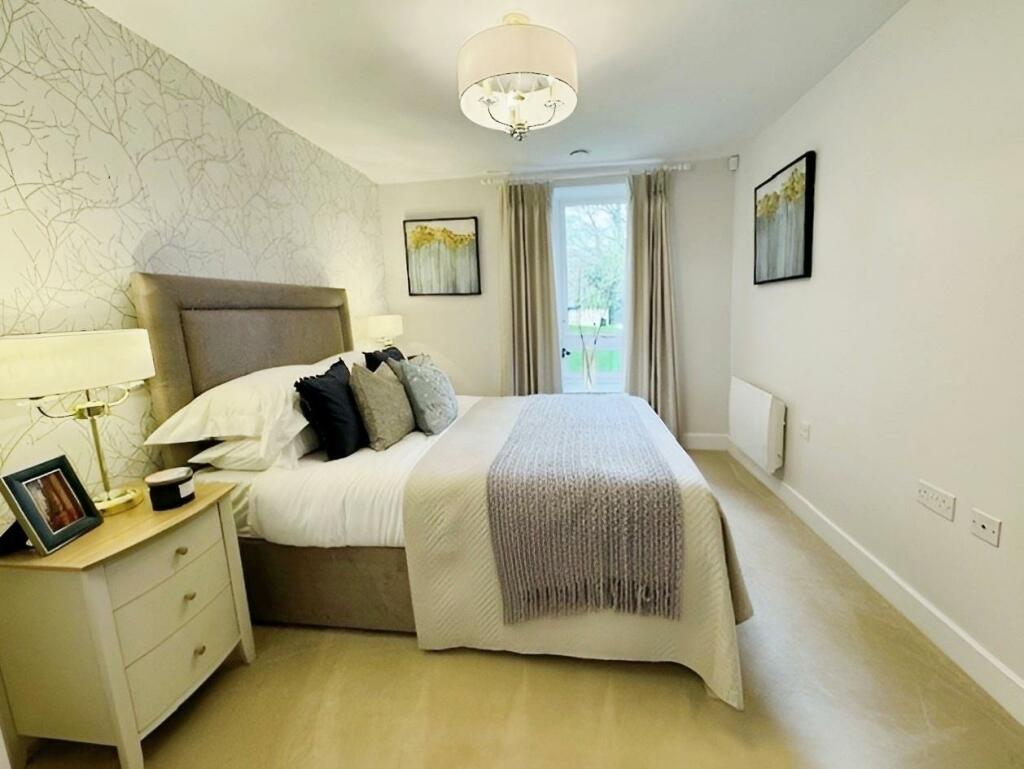 Additional image 12 of Crescent Place, Warminster, BA12