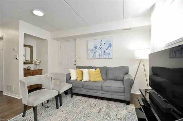 Additional image 14 of 950 Highland Rd Unit 1