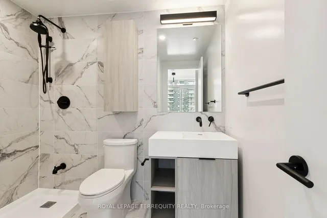Additional image 14 of 108 Peter St Unit 1902