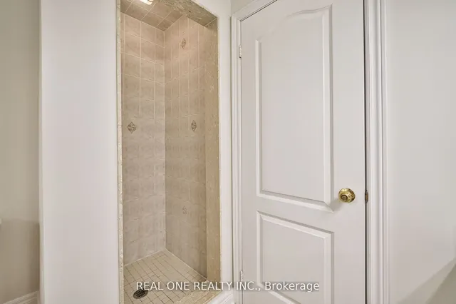 Additional image 29 of 41 Timbercreek Crt