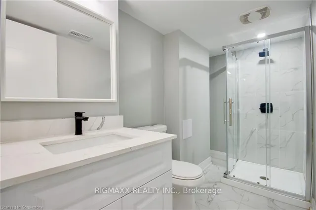 Additional image 21 of 813 Fairway Cres