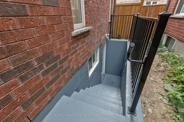 Additional image 35 of 18 Valleybrook Dr