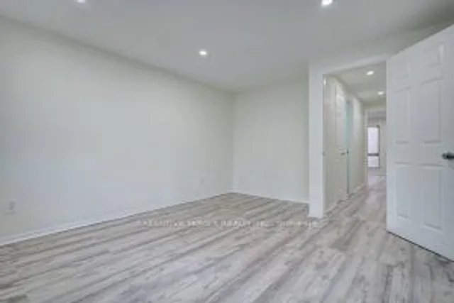 Additional image 24 of 28 Livingston Rd Unit 81