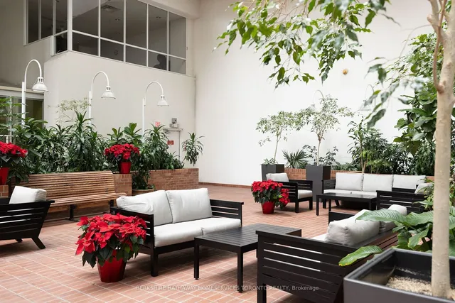 Additional image 17 of 71 Front St Unit 704