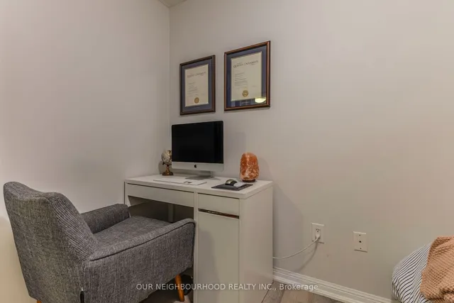 Additional image 16 of 400 Adelaide St Unit 719