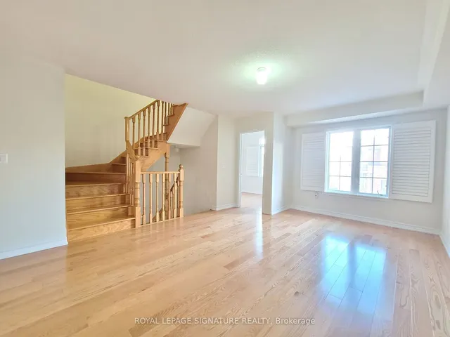 Additional image 15 of 54 Wyper Sq