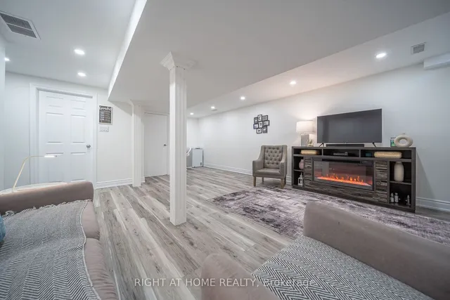 Additional image 12 of 12 Lace Fernway