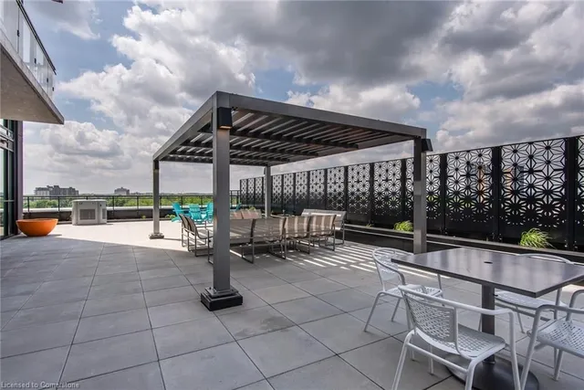 Additional image 46 of 60 Charles St Unit 1601