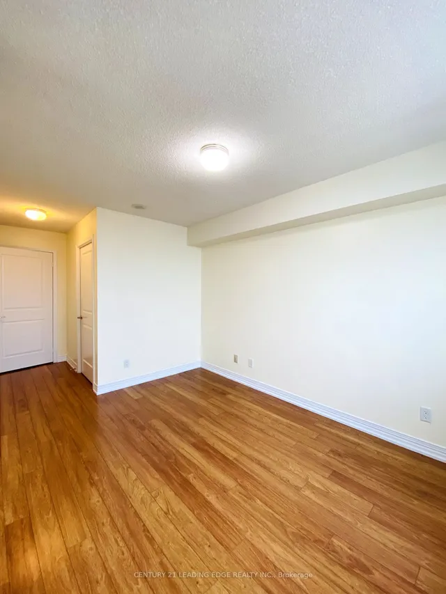 Additional image 2 of 90 SCOTTFIELD Dr Unit 306