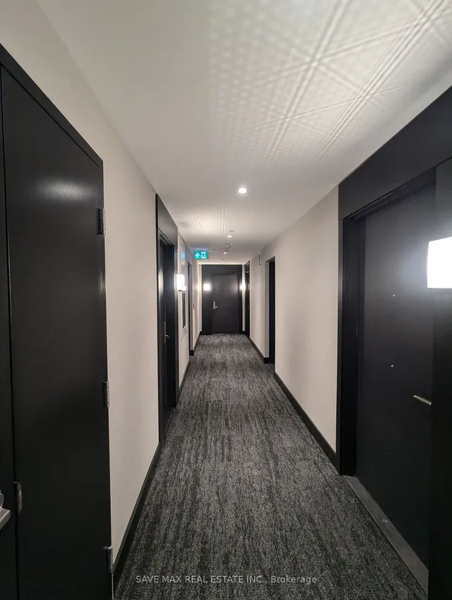 Additional image 14 of 55 Duke St Unit 2309