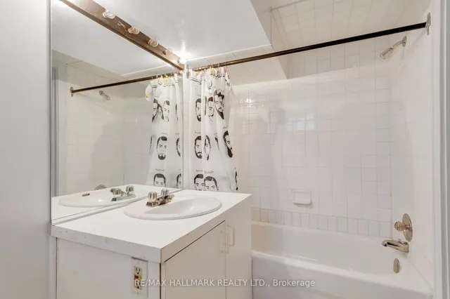 Additional image 31 of 60 Indian Grve