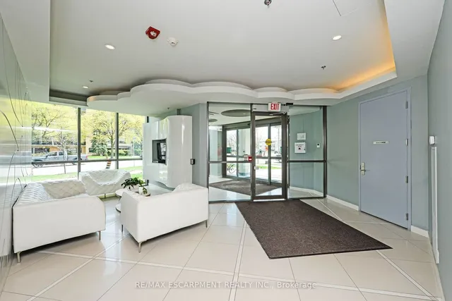 Additional image 3 of 80 Esther Lorrie Dr Unit 802