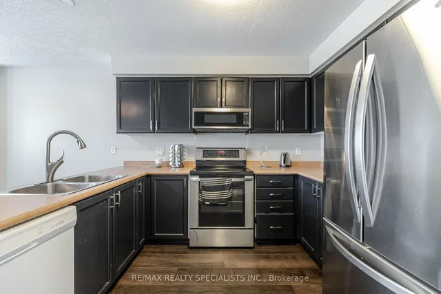 Additional image 3 of 50 Howe Dr Unit 8A