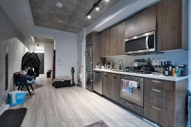 Additional image 10 of 458 Richmond St Unit 204