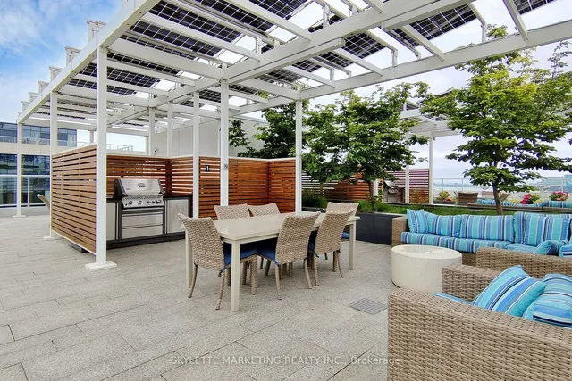 Additional image 29 of 15 Merchants' Wharf Unit 902