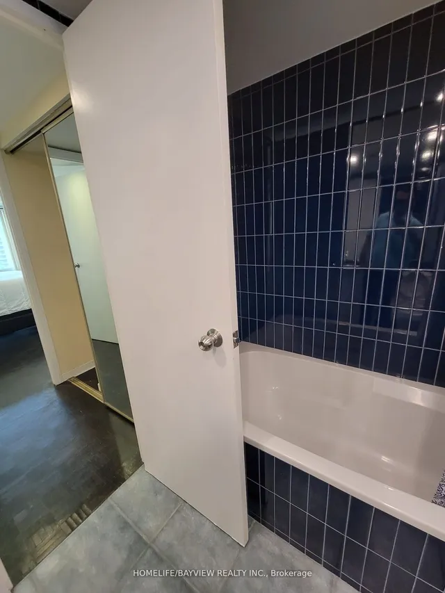 Additional image 20 of 1001 Bay St Unit 2902