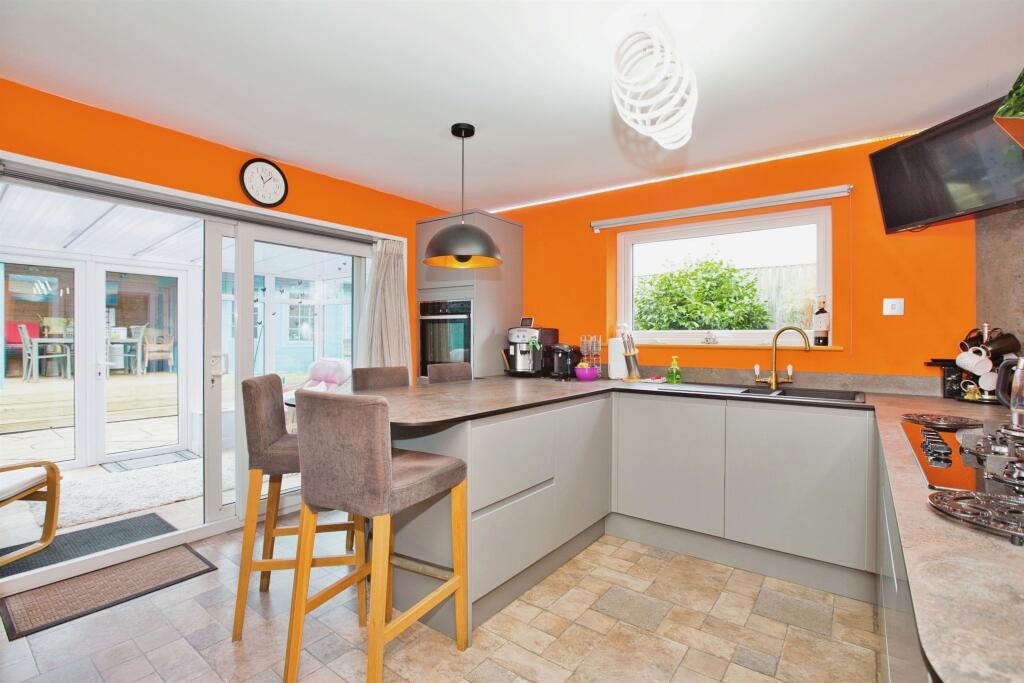 Additional image 5 of Belvedere Road, Yeovil