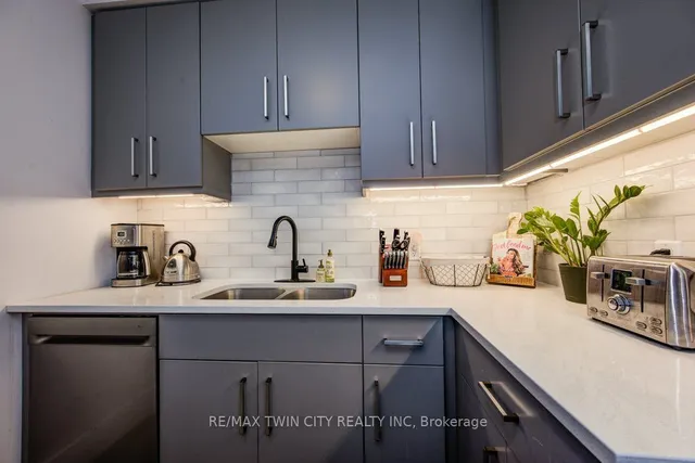 Additional image 25 of 54 Bridge St Unit 10