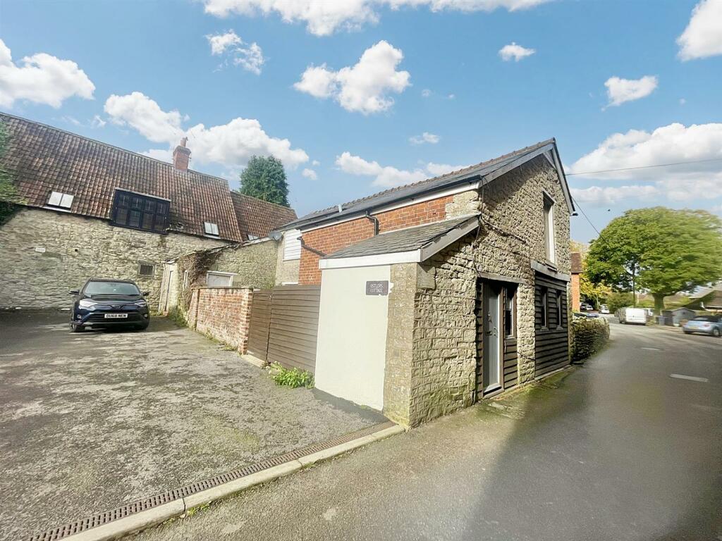 Additional image 13 of Manor Road, Mere, Warminster