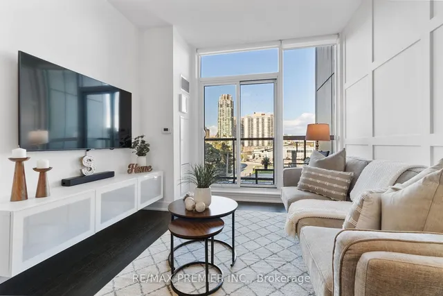 1486 Bathurst St Unit 404