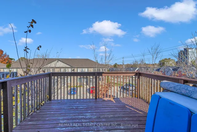 Additional image 15 of 50 Howe Dr Unit 17B