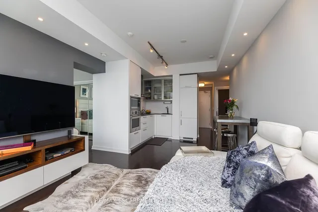 Additional image 11 of 14 York St Unit 5110