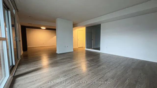 Additional image 25 of 10 Capreol Crt Unit 922